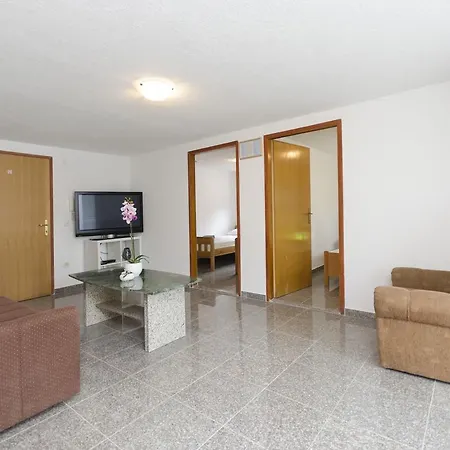 Crystal Βόντιτσε